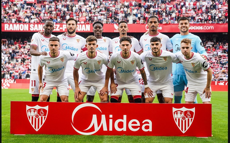 Hiện vẫn thi đấu tại La Liga